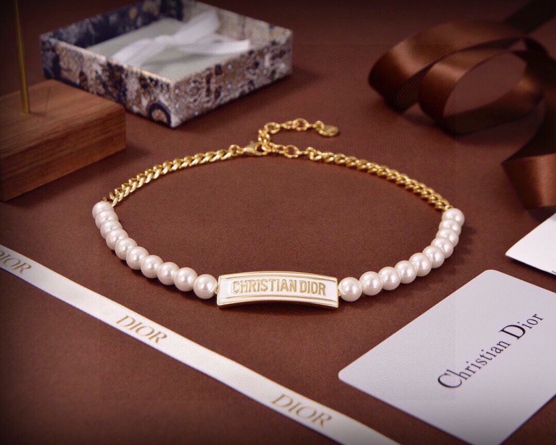 chr1st1an D10r necklaces